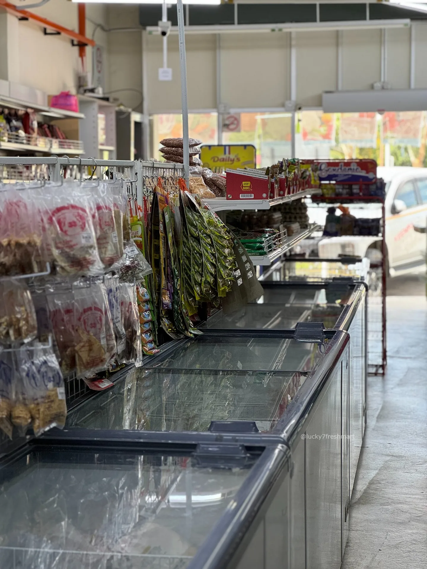 Lucky 7 Fresh Mart